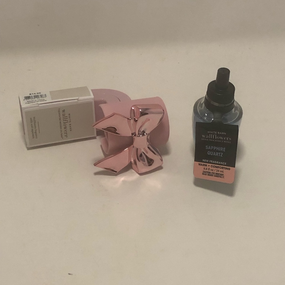 Pink Bow Wallflower Plug In with Sapphire Quartz Wallflower Refill